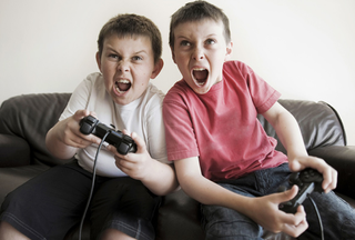 Illustration for article titled Fancy Ways to Make Your Kids Love Video GamesÂ